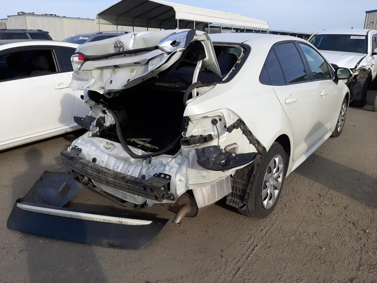 Photo 4 from auction – 2020 TOYOTA COROLLA LE with VIN JTDEPRAE4LJ046512