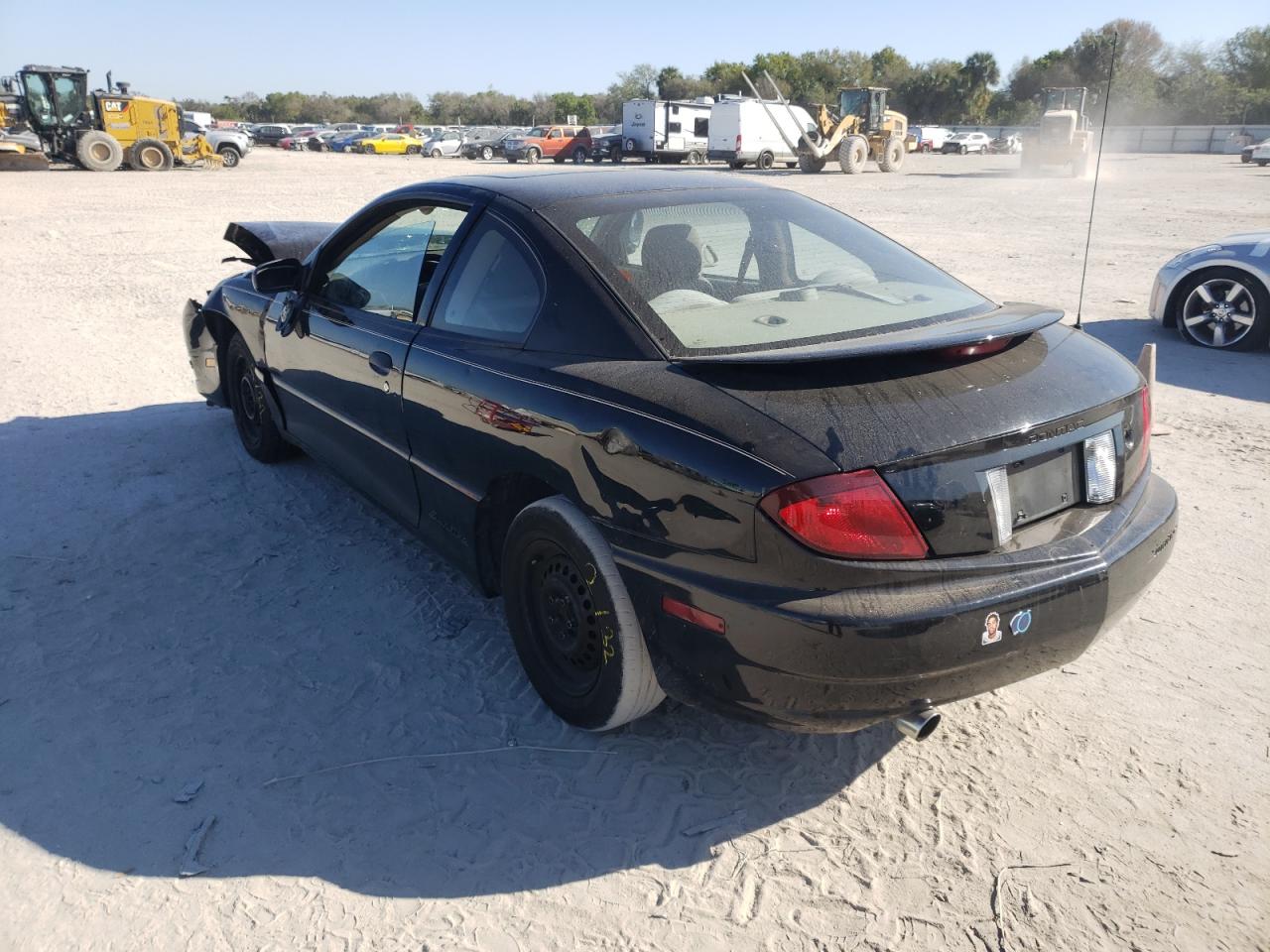Photo 3 from auction – 2005 PONTIAC SUNFIRE with VIN 3G2JB12F85S145572