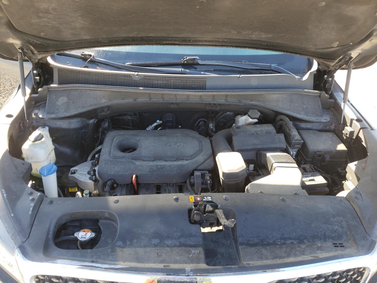 Photo 7 from auction – 2016 KIA SORENTO LX with VIN 5XYPG4A38GG078699