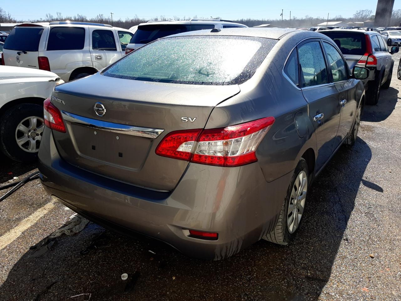 Photo 4 from auction – 2015 NISSAN SENTRA S with VIN 3N1AB7AP2FY342828