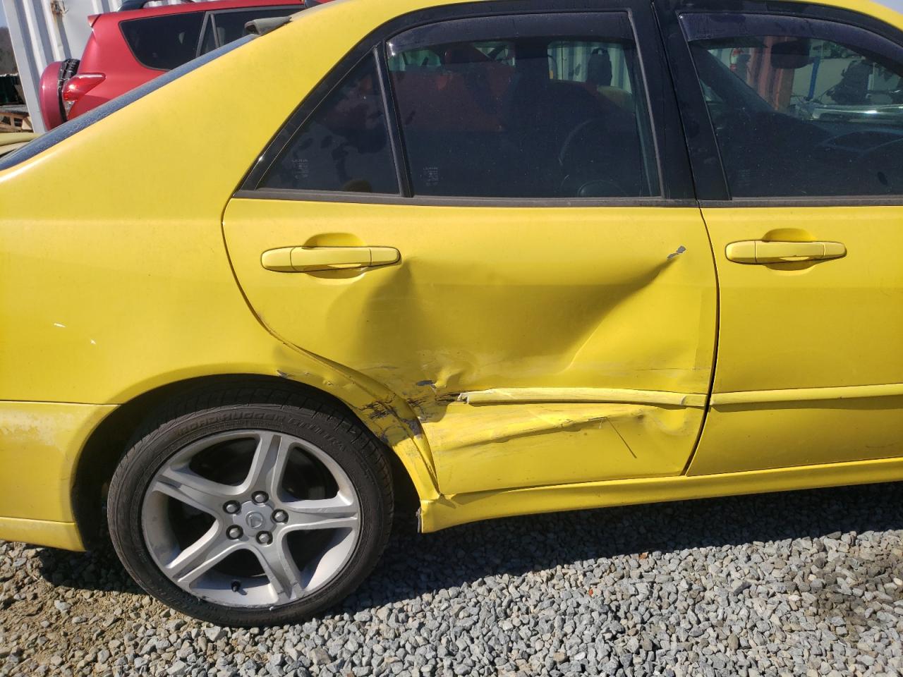 Photo 9 from auction – 2002 LEXUS IS 300 with VIN JTHBD192920036536