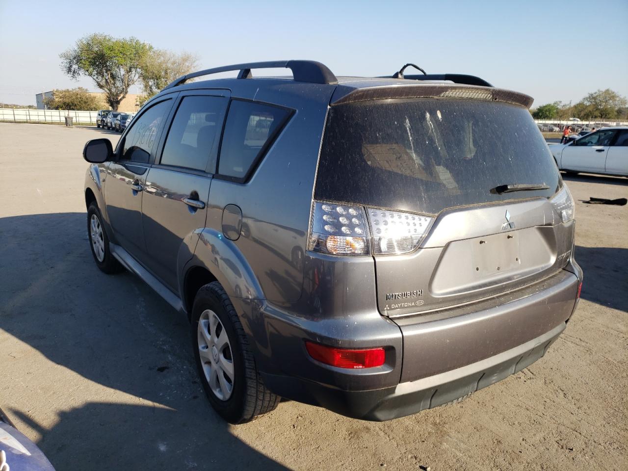 Photo 3 from auction – 2012 MITSUBISHI OUTLANDER with VIN JA4AS2AW5CU003108
