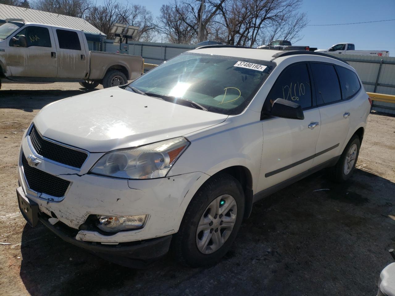 Photo 2 from auction – 2011 CHEVROLET TRAVERSE L with VIN 1GNKVFED7BJ368012
