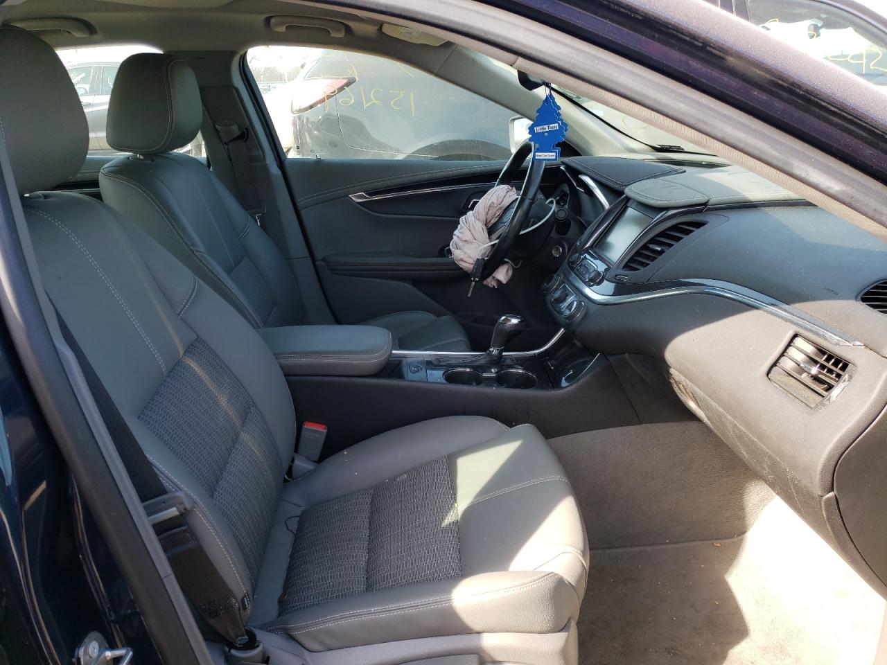 Photo 5 from auction – 2017 CHEVROLET IMPALA LT with VIN 2G1105S34H9152169