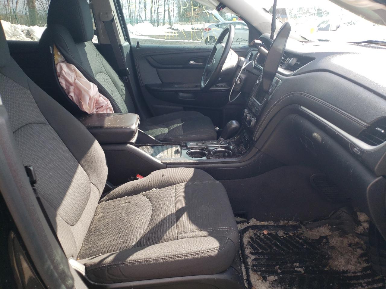 Photo 5 from auction – 2017 CHEVROLET TRAVERSE L with VIN 1GNKVHKD4HJ114671