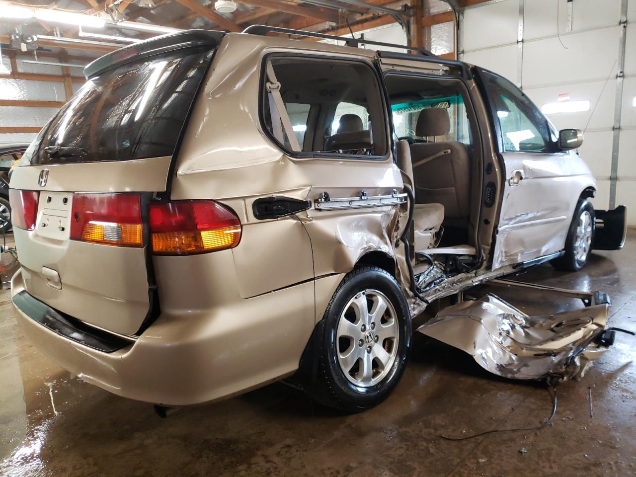Photo 4 from auction – 2002 HONDA ODYSSEY EX with VIN 2HKRL18662H560690
