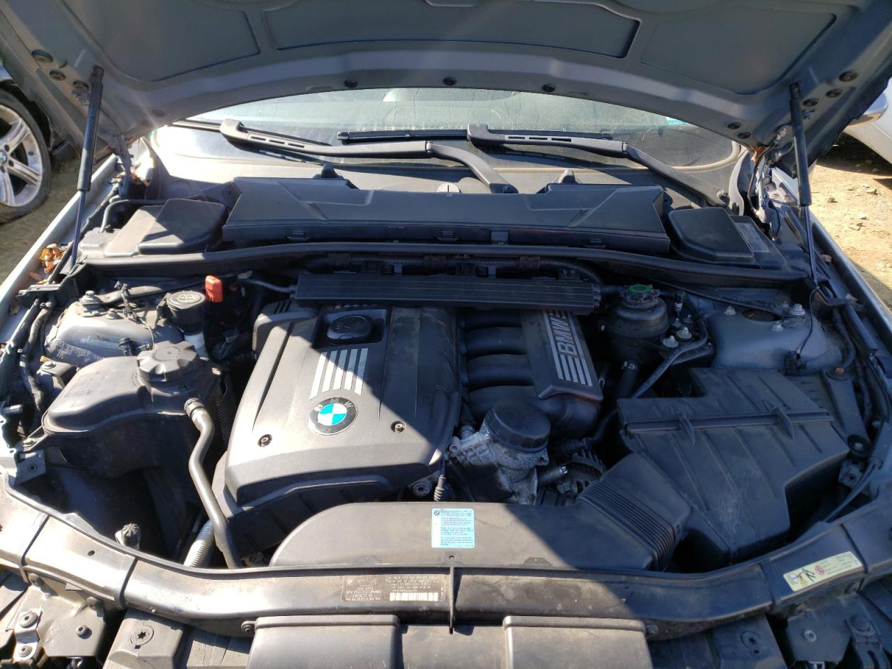 Photo 7 from auction – 2008 BMW 328 XI with VIN WBAWC33508PD08315