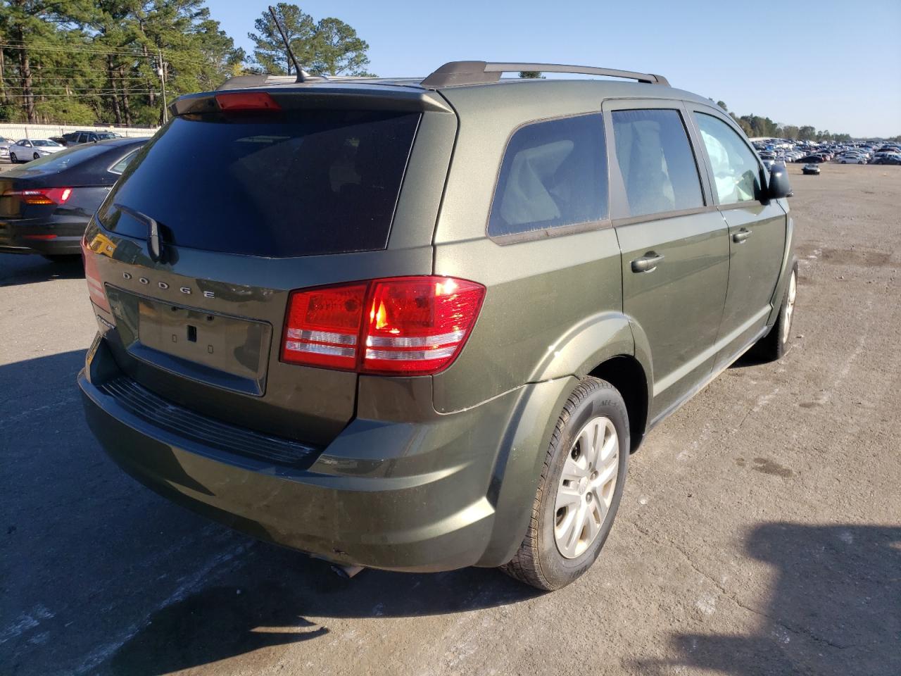 صورة رقم 4 من المزاد - 2018 DODGE JOURNEY SE مع VIN 3C4PDCAB2JT443677