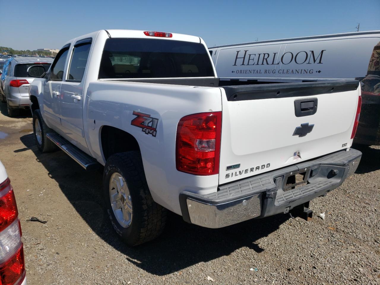 Photo 3 from auction – 2011 CHEVROLET SILVERADO with VIN 3GCPKTE30BG399732