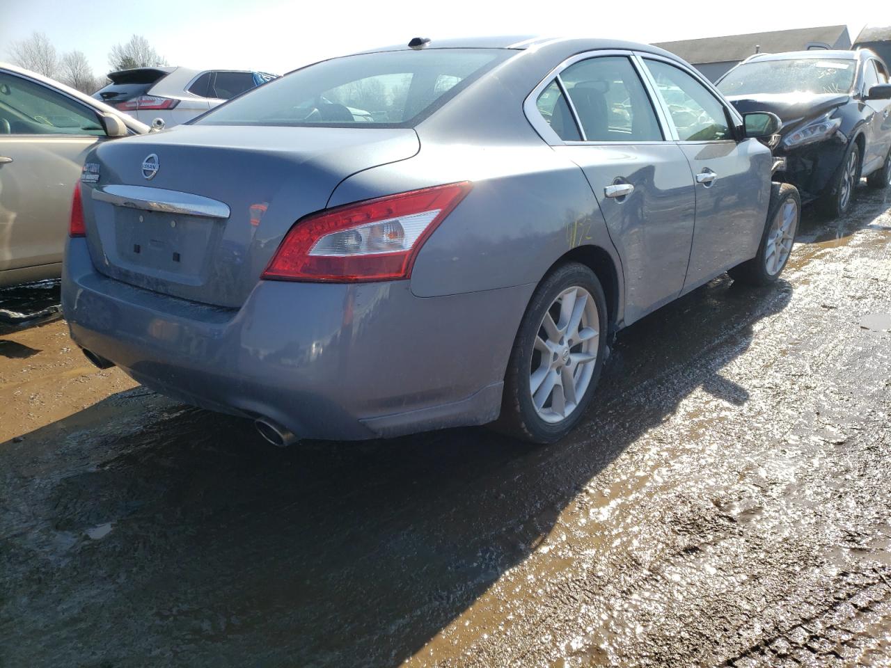 Photo 4 from auction – 2011 NISSAN MAXIMA S with VIN 1N4AA5AP4BC832166