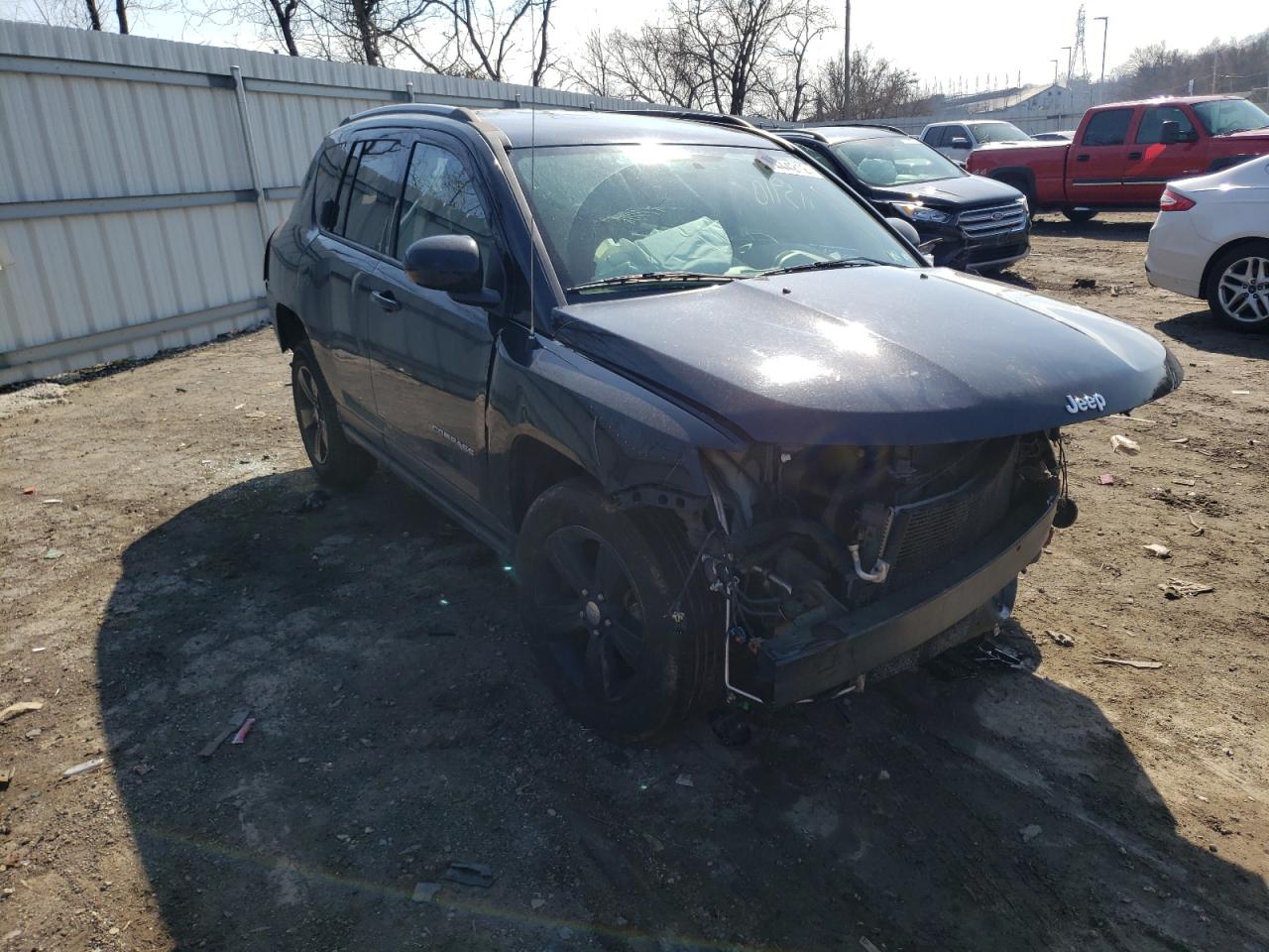 JEEP COMPASS LA 2016 with VIN 1C4NJDEB0GD663494 - Photo from auction