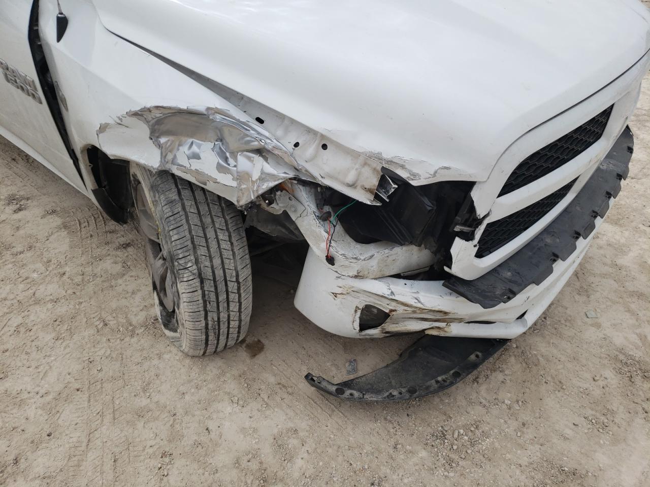 Photo 9 from auction – 2017 RAM 1500 ST with VIN 1C6RR6FT1HS671038