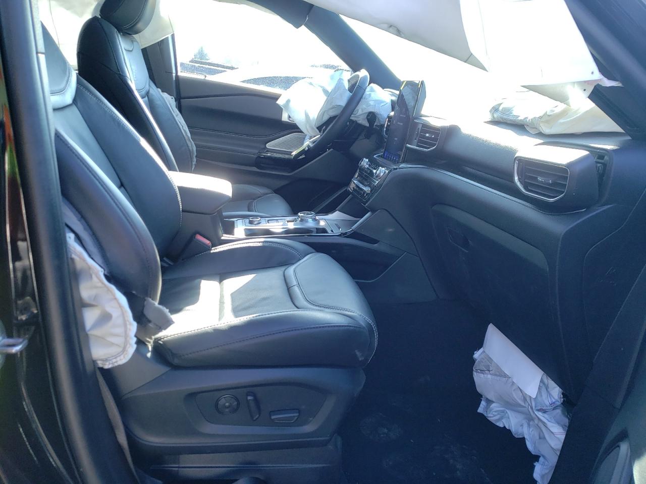 Фото 5 с аукциона – 2021 FORD EXPLORER S с VIN 1FM5K8GC8MGC20008