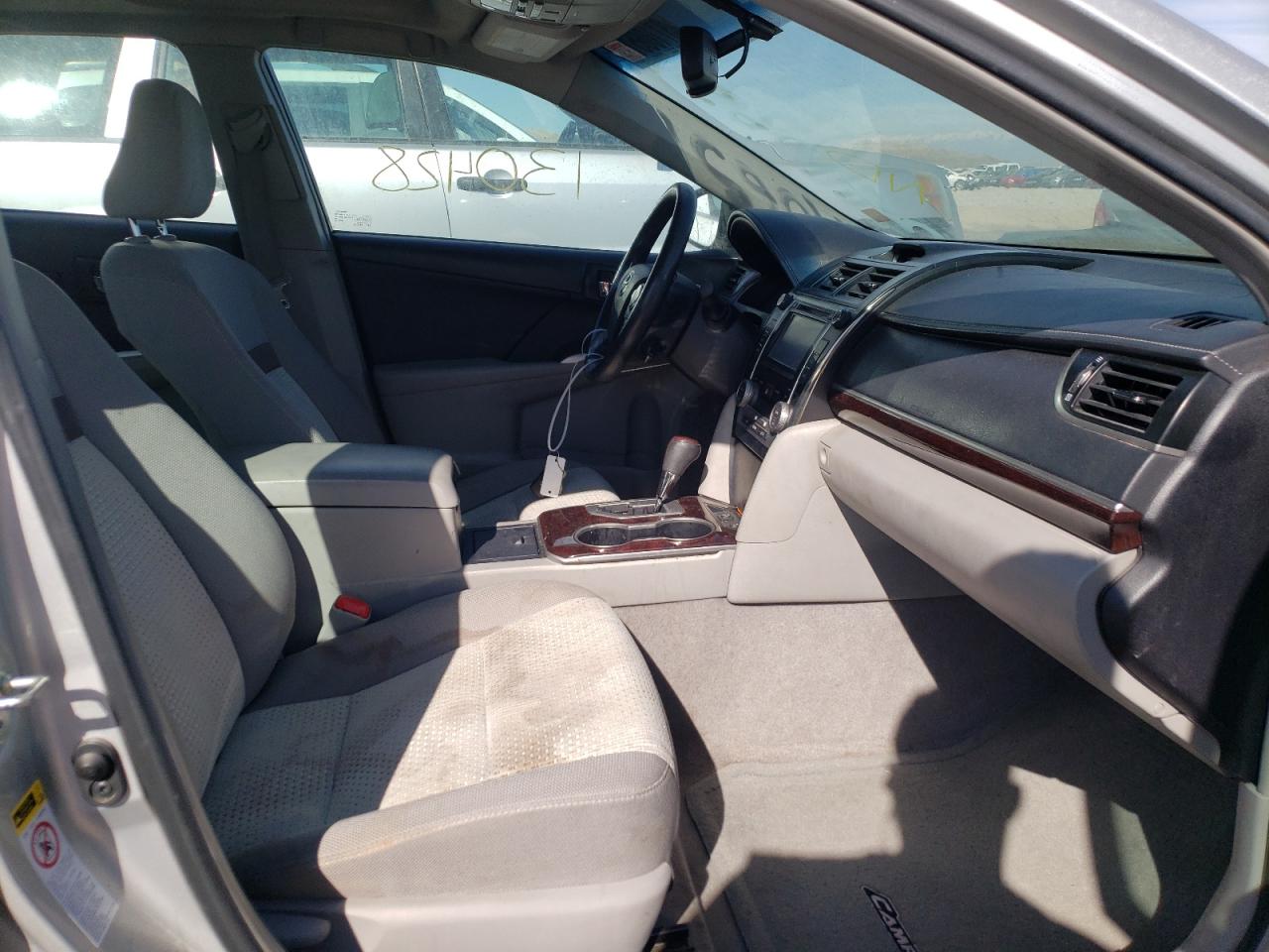 Photo 5 from auction – 2014 TOYOTA CAMRY L with VIN 4T4BF1FK0ER343723