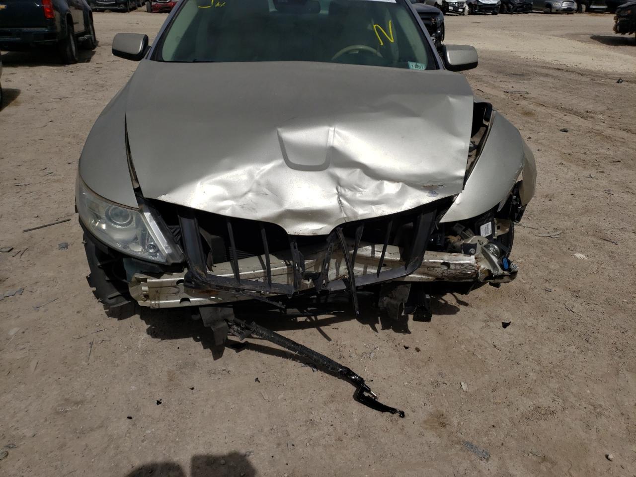 Photo 9 from auction – 2011 LINCOLN MKS with VIN 1LNHL9DR2BG607305