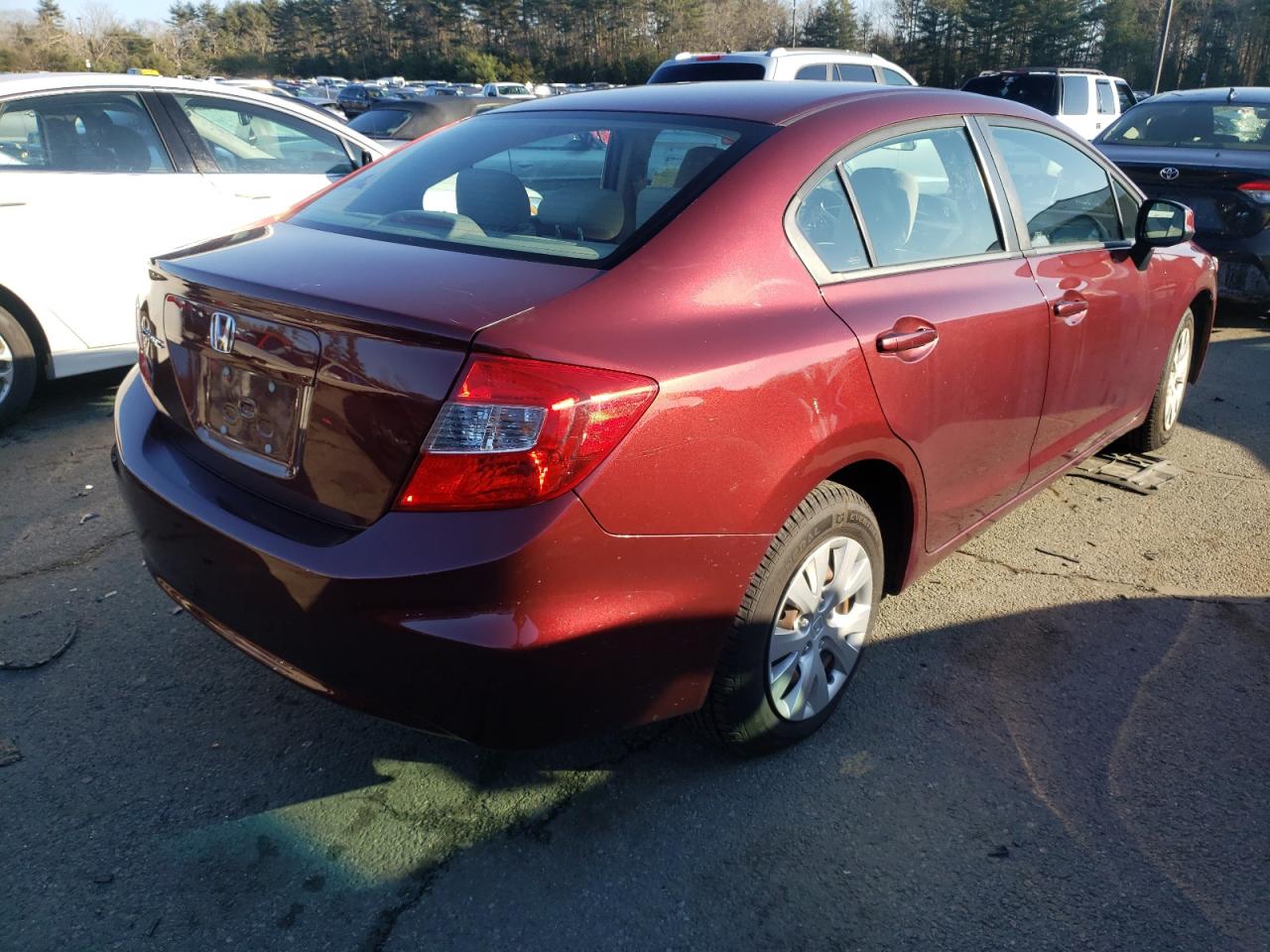 Photo 4 from auction – 2012 HONDA CIVIC LX with VIN 2HGFB2F50CH553235