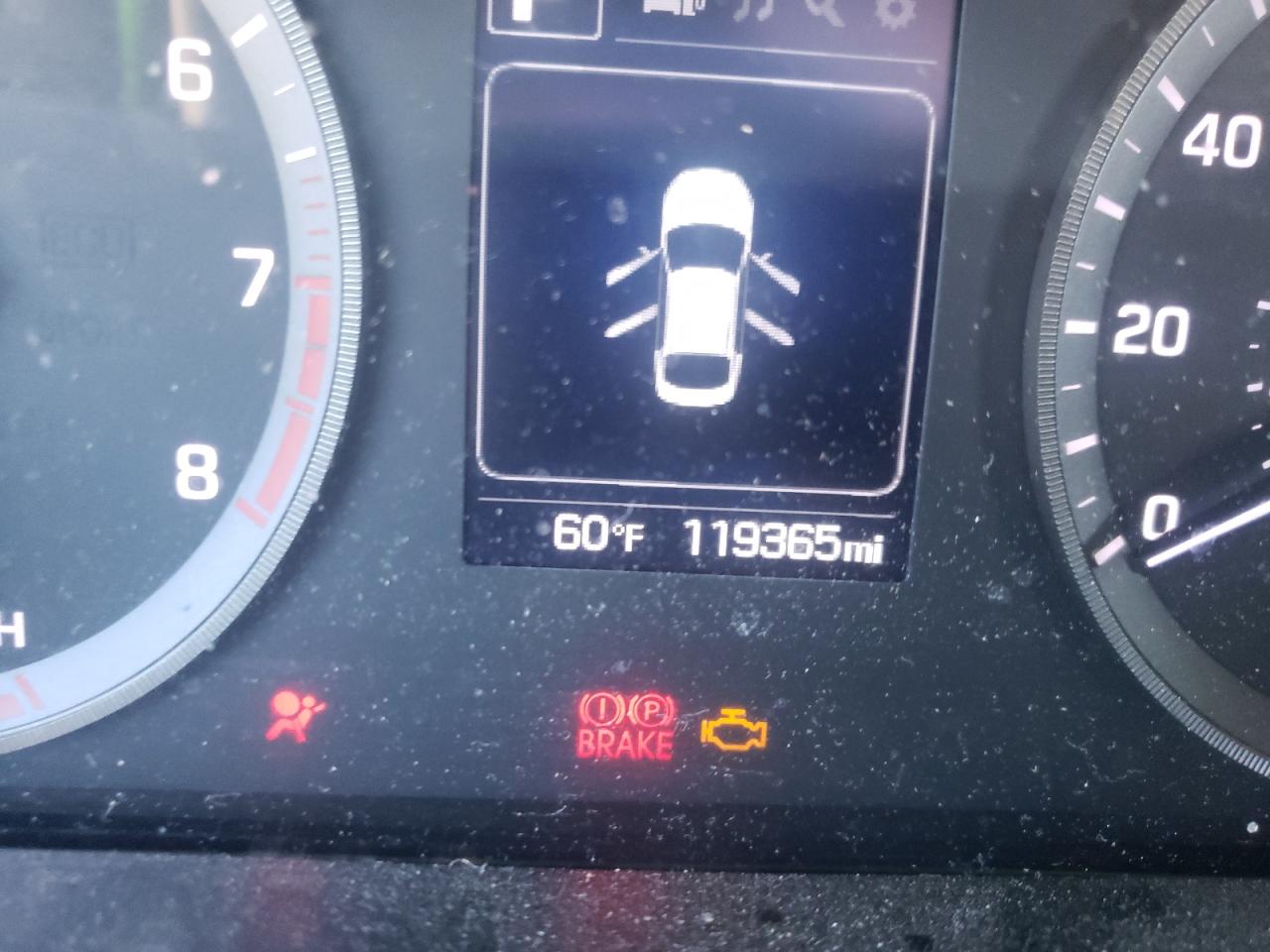 Photo 8 from auction – 2016 HYUNDAI SONATA SE with VIN 5NPE24AF8GH361533