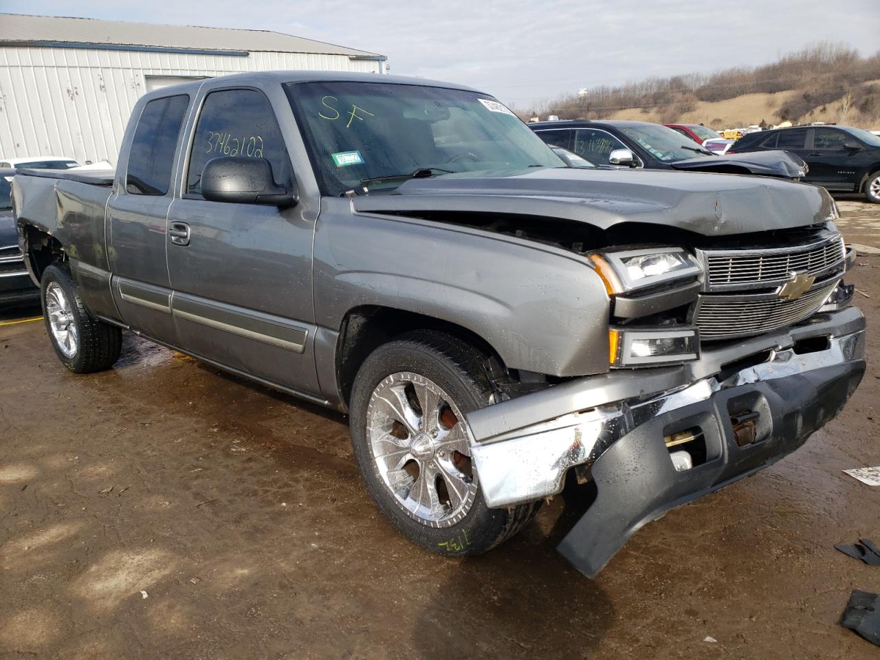 CHEVROLET SILVERADO 2006 with VIN 1GCEC19V76Z239695 - Photo from auction