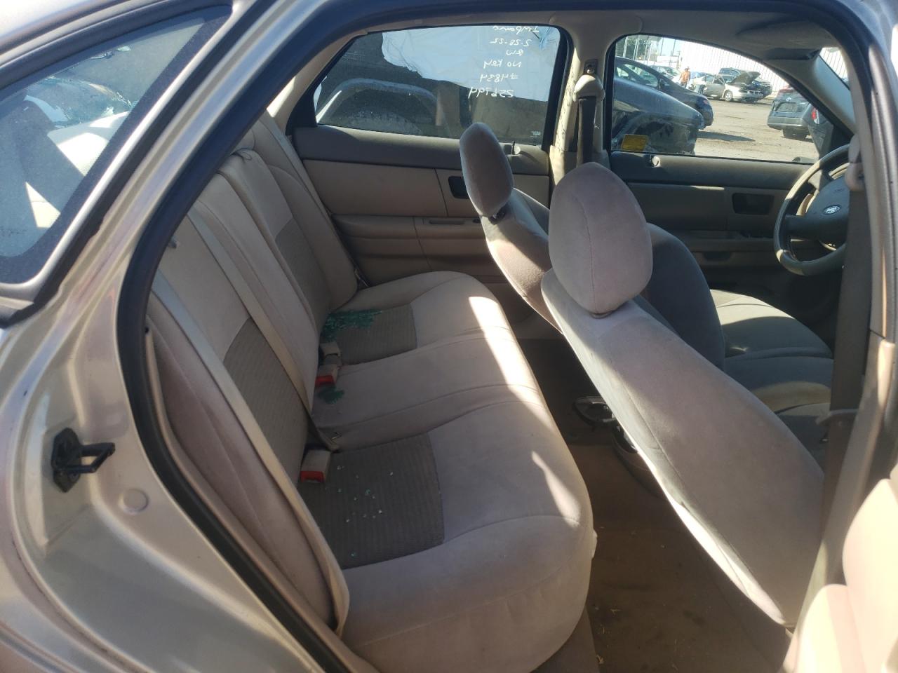 Photo 6 from auction – 2006 FORD TAURUS SE with VIN 1FAFP53U06A256794