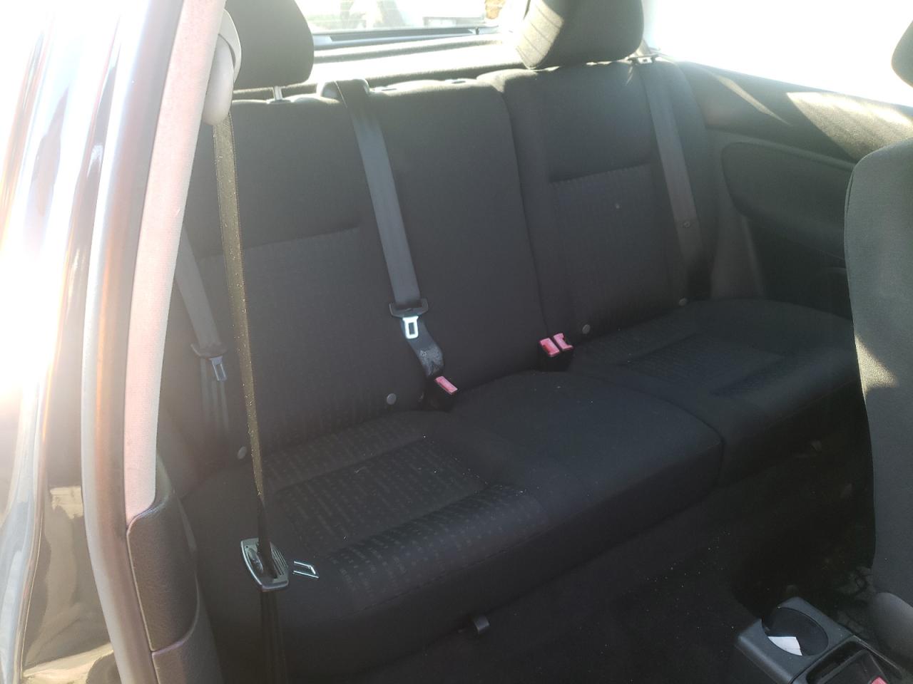 Photo 6 from auction – 2004 VOLKSWAGEN GOLF GL with VIN 9BWBL61J044031733