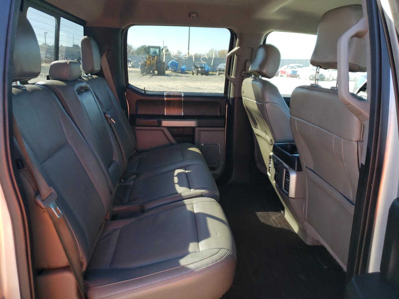 صورة رقم 6 من المزاد - 2015 FORD F150 SUPER مع VIN 1FTEW1CP5FFC68552