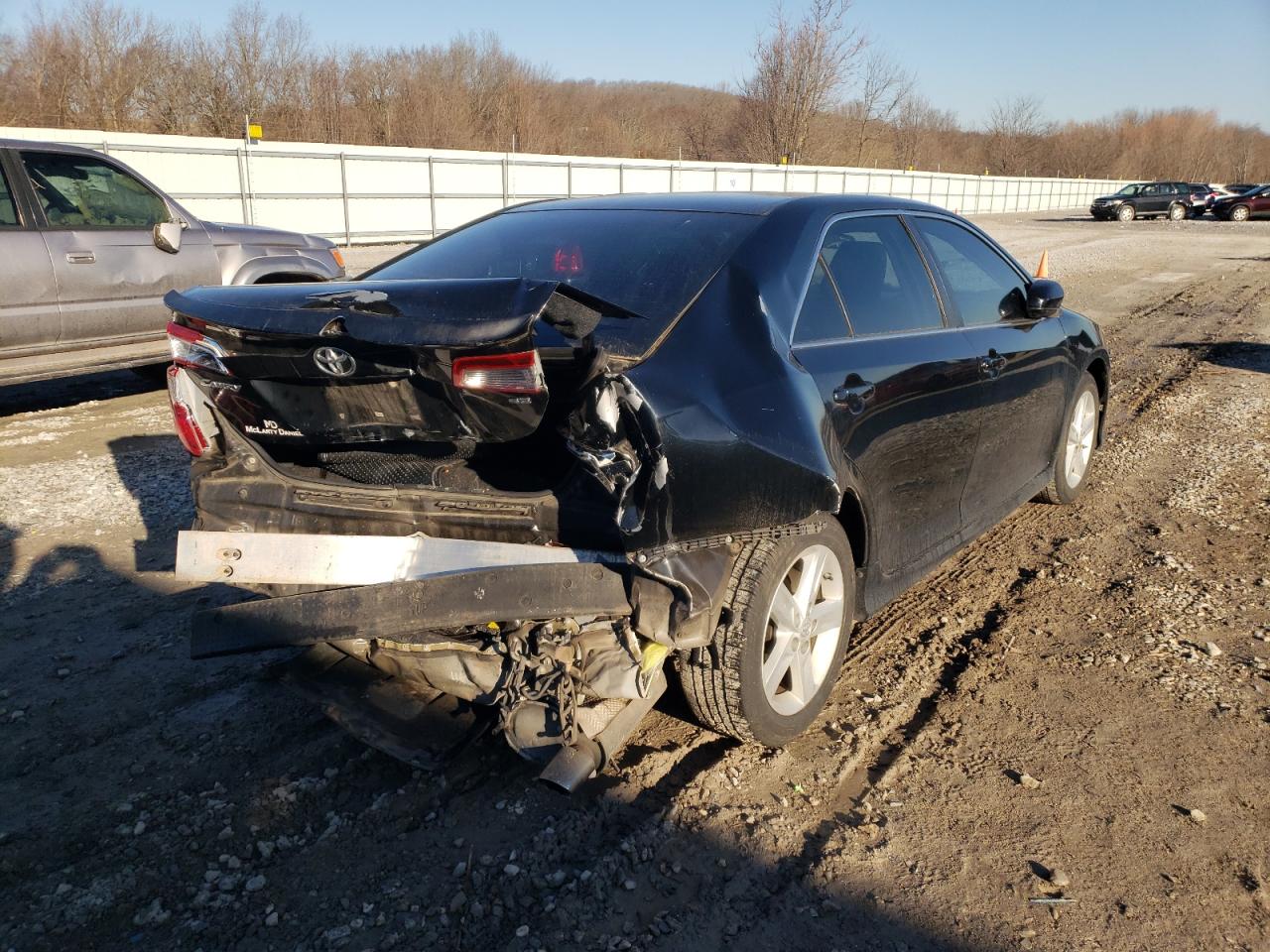 Photo 4 from auction – 2013 TOYOTA CAMRY with VIN 4T1BF1FK6DU254358