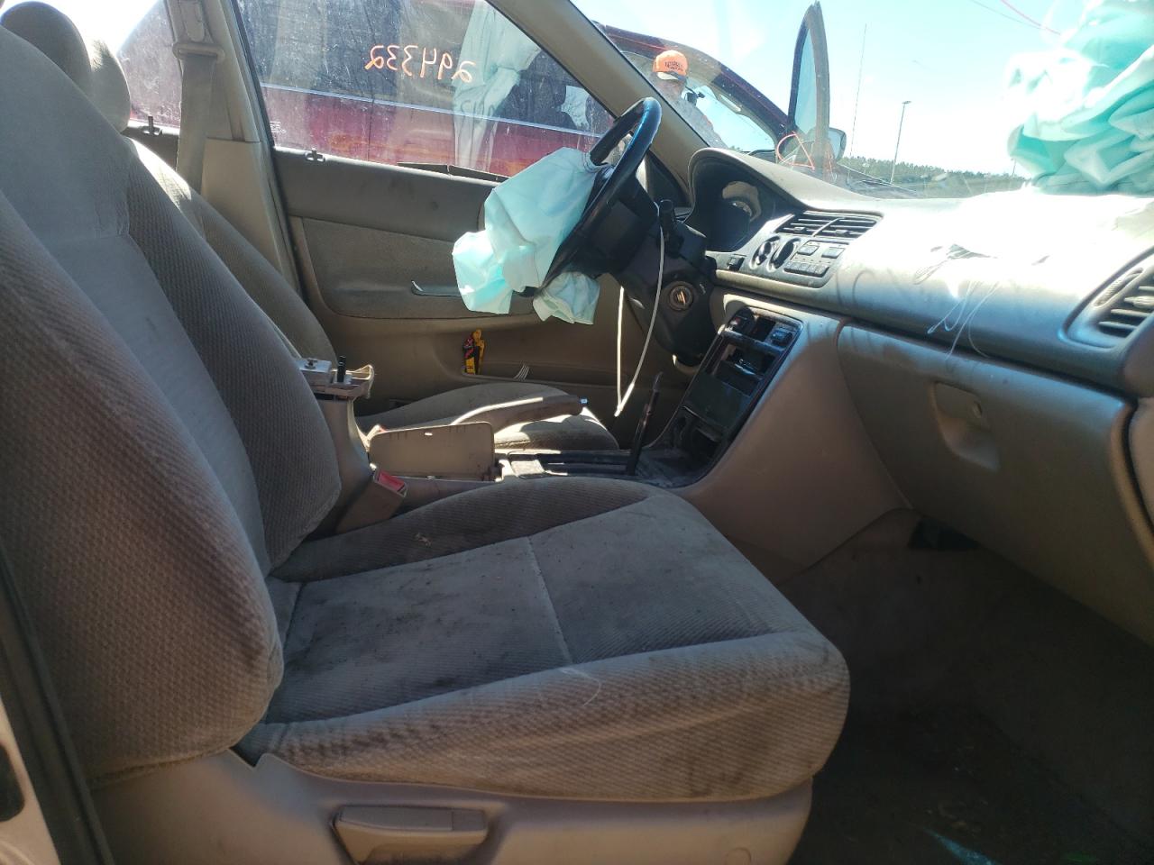 Photo 5 from auction – 1997 HONDA ACCORD with VIN 1HGCD5602VA124201