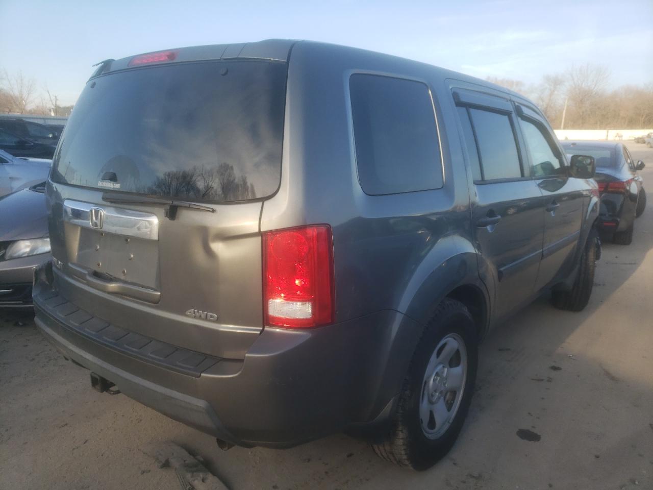 Photo 4 from auction – 2009 HONDA PILOT LX with VIN 5FNYF48219B030976