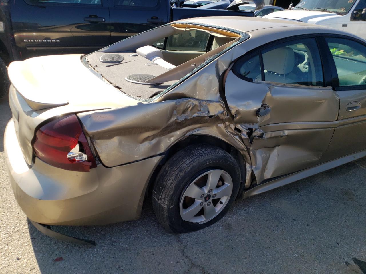Photo 9 from auction – 2005 PONTIAC GRAND PRIX with VIN 2G2WP522251215977