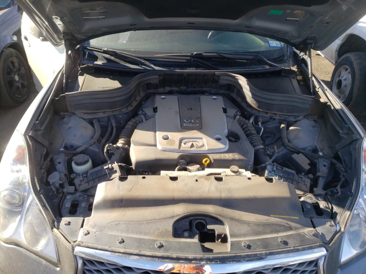 Photo 7 from auction – 2017 INFINITI UK with VIN JN1BJ0RR2HM405761