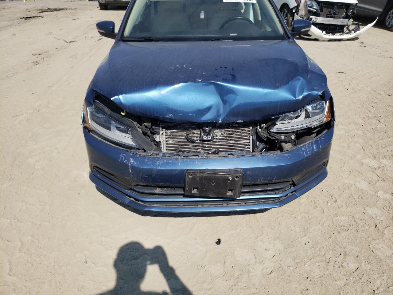 Photo 9 from auction – 2017 VOLKSWAGEN JETTA SE with VIN 3VWDB7AJXHM202359