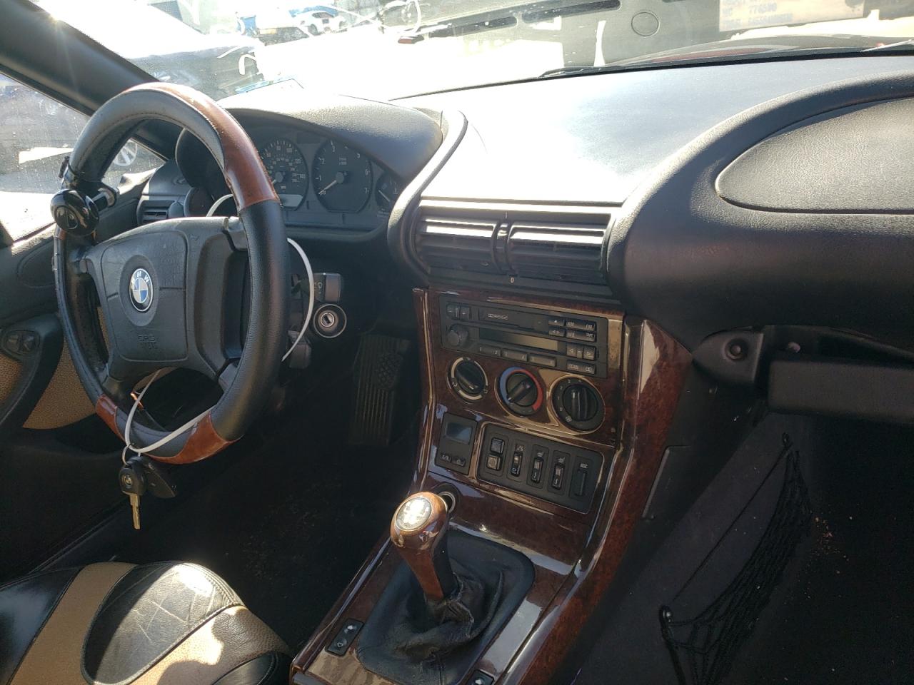 Photo 9 from auction – 1998 BMW Z3 2.8 with VIN 4USCJ3334WLC15743