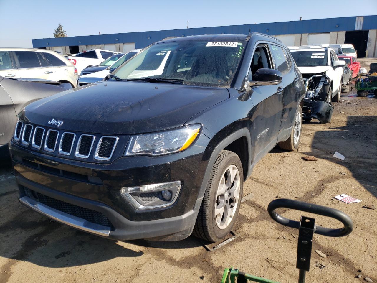 Photo 2 from auction – 2021 JEEP COMPASS LI with VIN 3C4NJDCB8MT559084