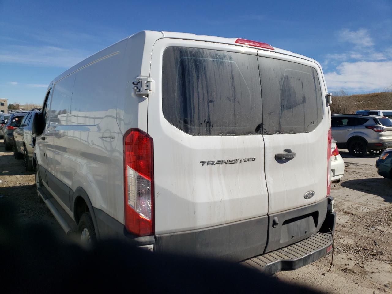 Photo 3 from auction – 2016 FORD TRANSIT T- with VIN 1FTYR1ZM5GKB04082