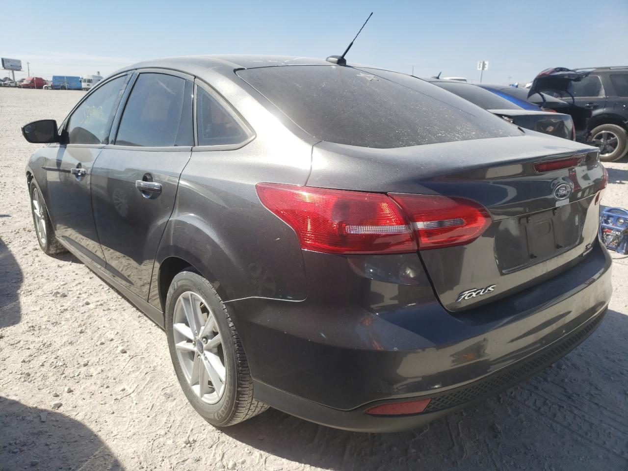 Photo 3 from auction – 2015 FORD FOCUS SE with VIN 1FADP3F2XFL218869