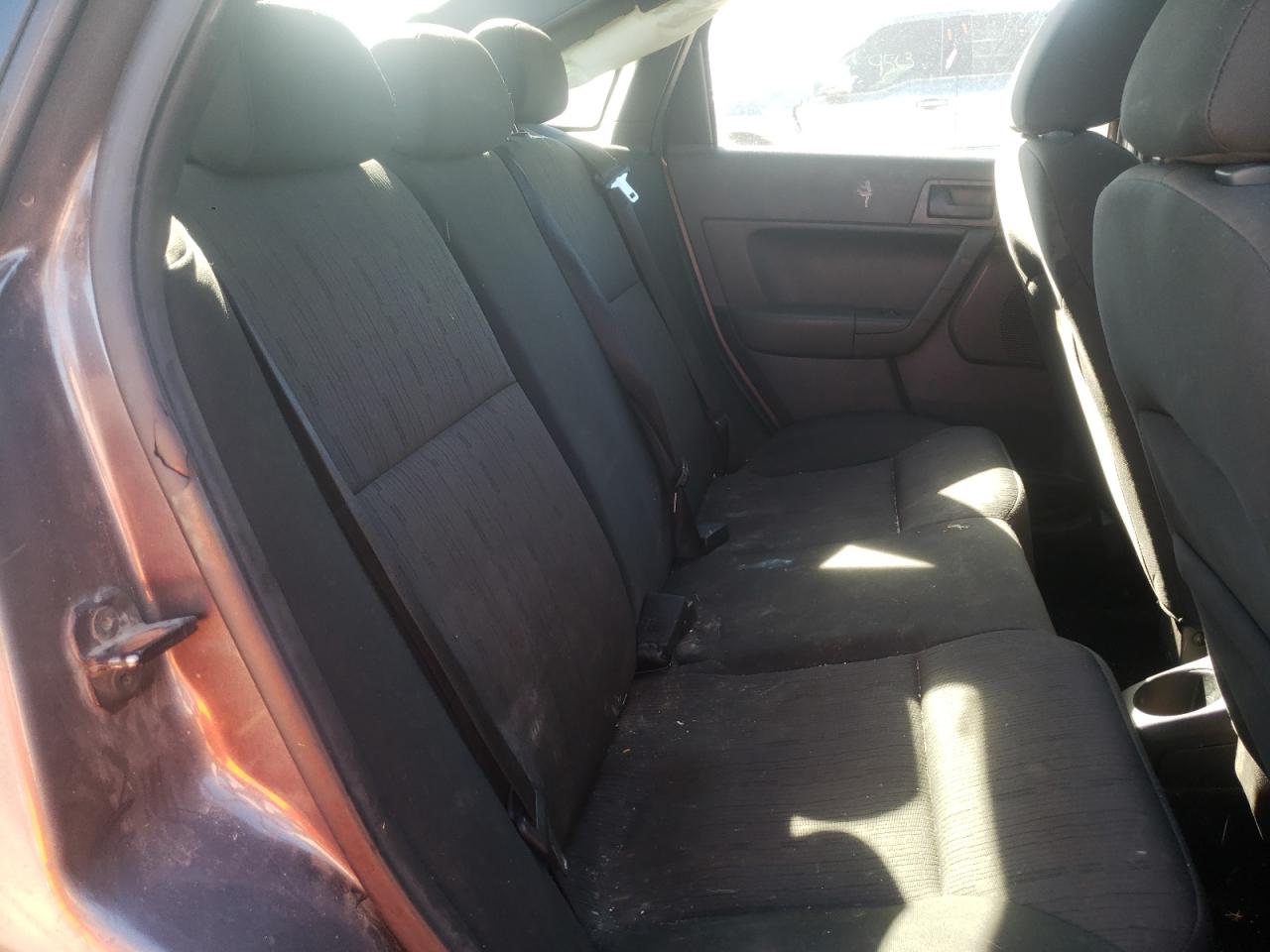 Photo 6 from auction – 2010 FORD FOCUS SE with VIN 1FAHP3FN9AW263109