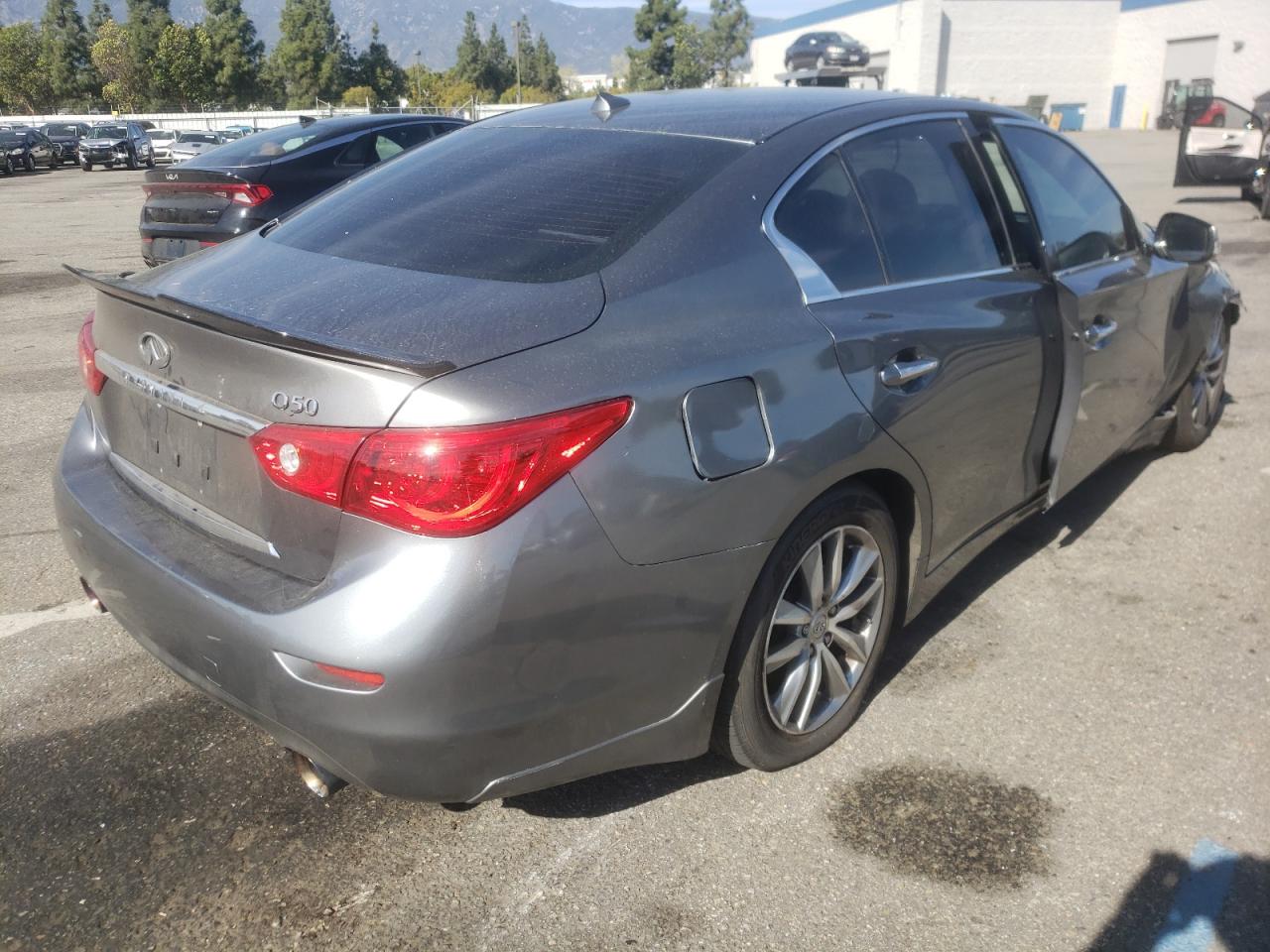 Photo 4 from auction – 2014 INFINITI Q50 BASE with VIN JN1BV7AP7EM687382
