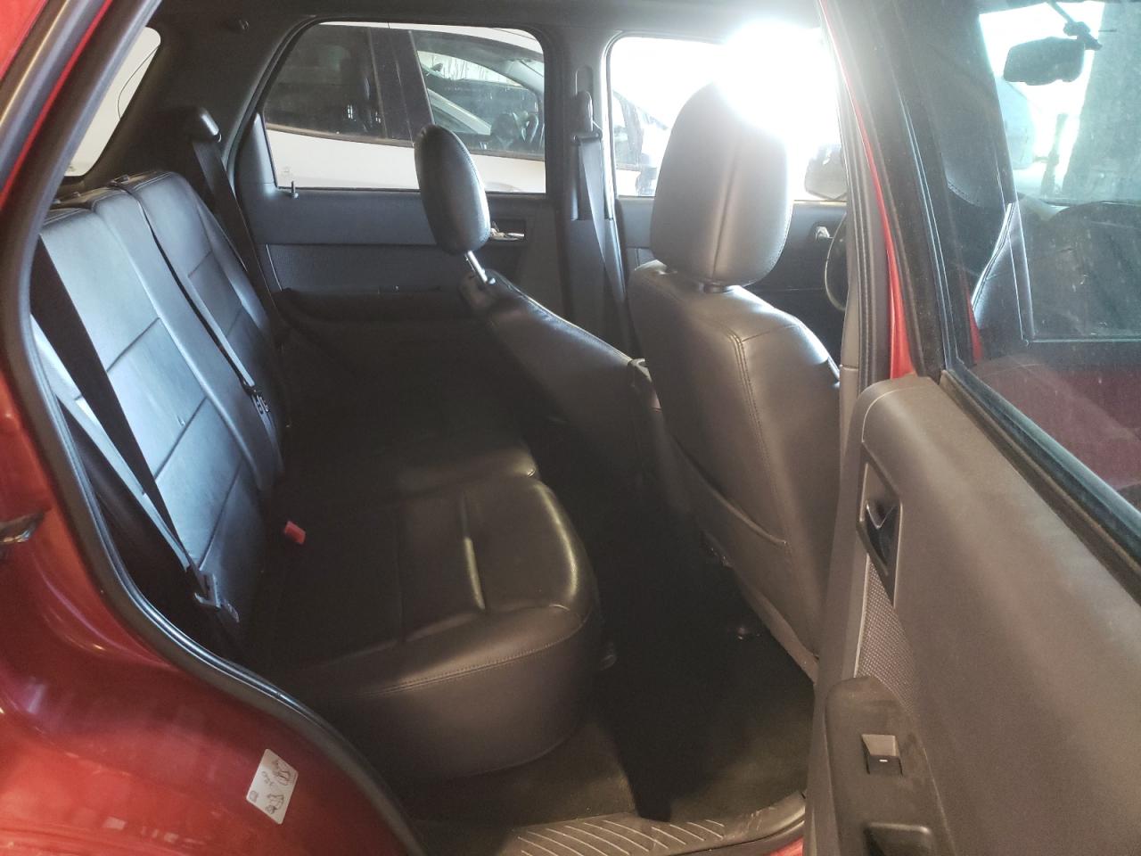 Photo 6 from auction – 2012 FORD ESCAPE with VIN 1FMCU9DG6CKA72824