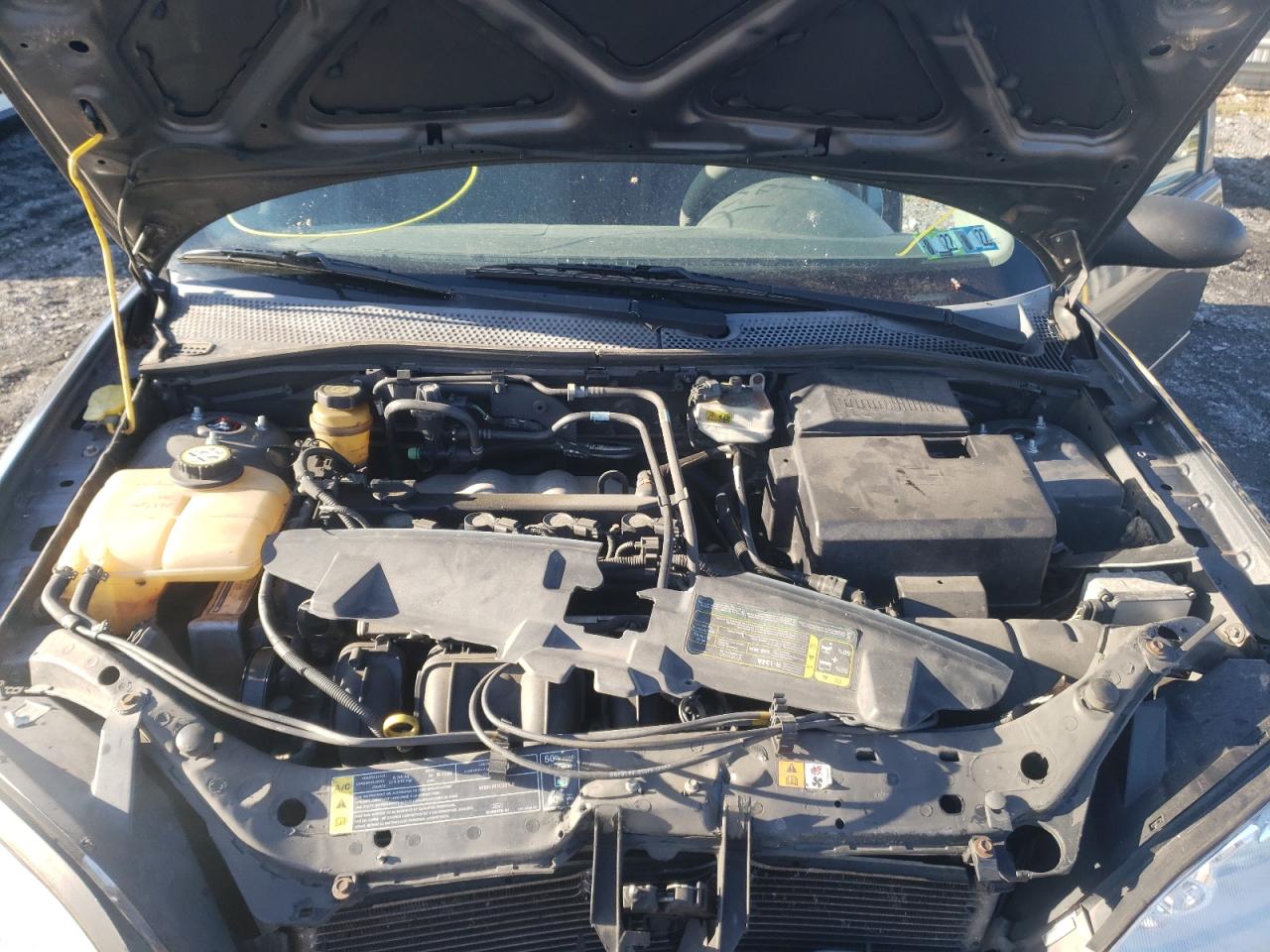 Photo 7 from auction – 2005 FORD FOCUS ZXW with VIN 1FAFP36N35W281909