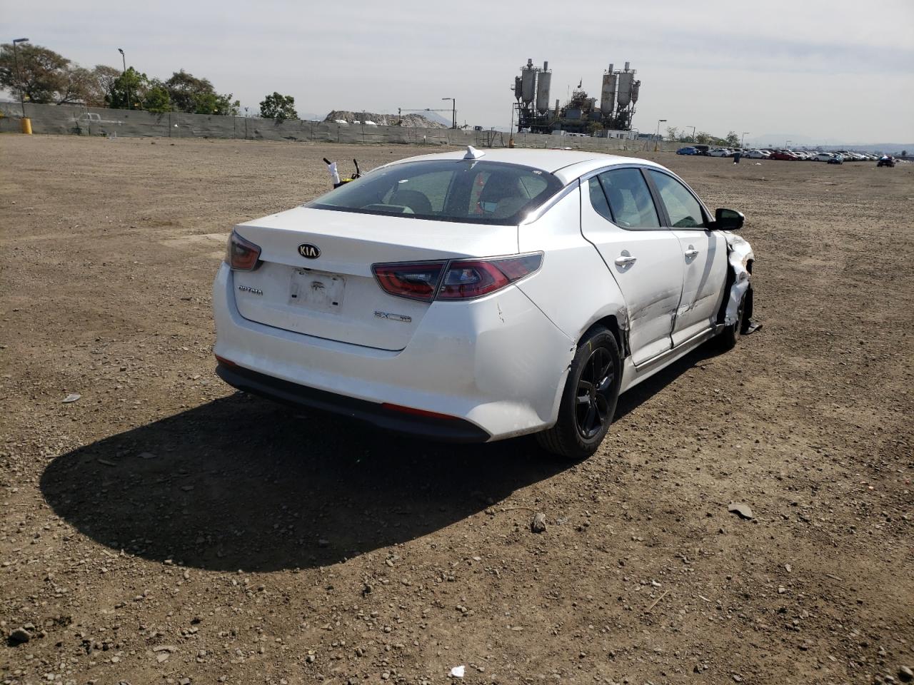 Photo 4 from auction – 2016 KIA OPTIMA HYB with VIN KNAGN4ADXG5094214