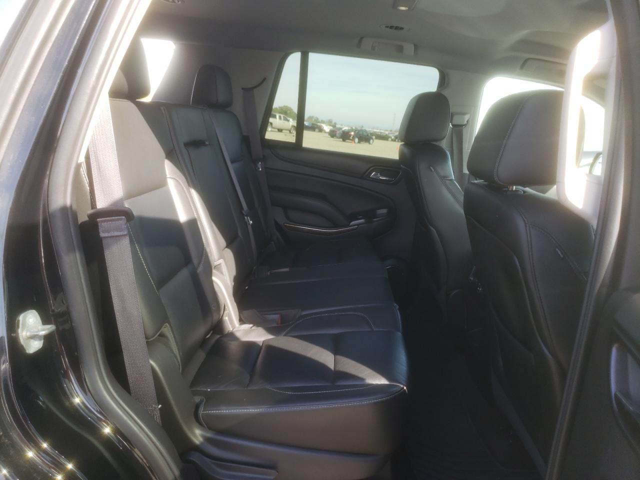 Photo 6 from auction – 2015 CHEVROLET TAHOE C150 with VIN 1GNSCBKC2FR567082