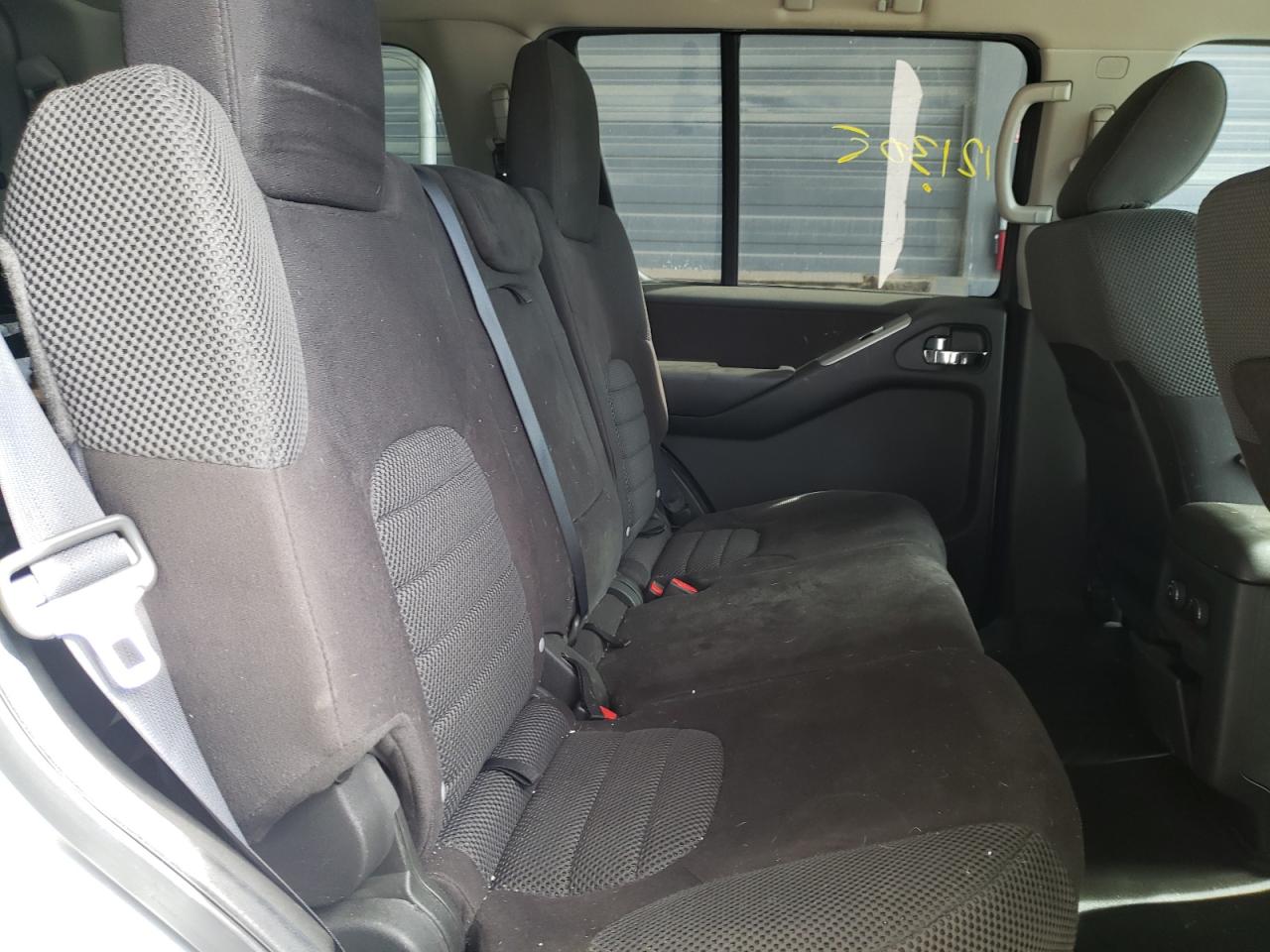 Photo 18 from auction – 2012 NISSAN PATHFINDER with VIN 5N1AR1NB4CC619614