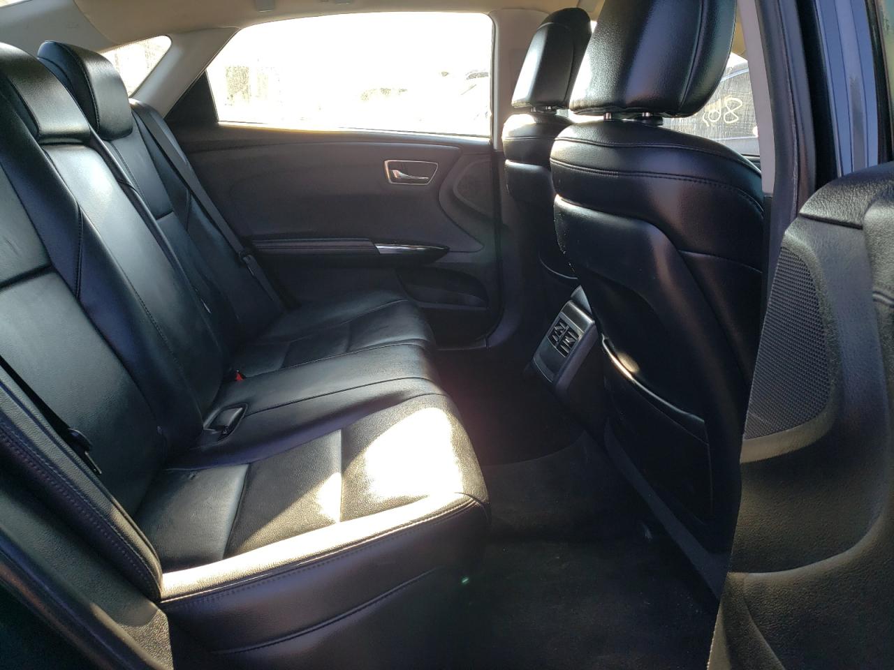 Photo 6 from auction – 2016 TOYOTA AVALON XLE with VIN 4T1BK1EB3GU202042