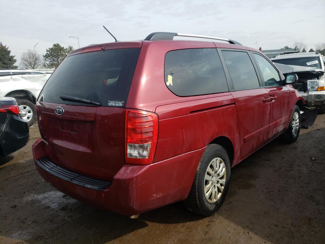 Photo 4 from auction – 2012 KIA SEDONA LX with VIN KNDMG4C70C6456434