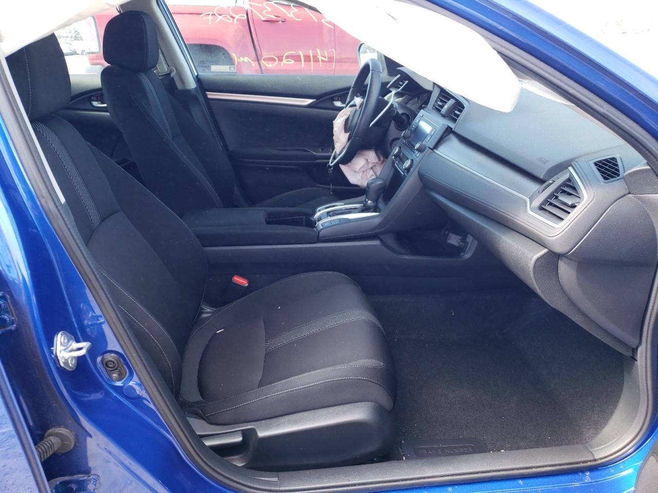 Photo 5 from auction – 2018 HONDA CIVIC LX with VIN 2HGFC2F57JH604028