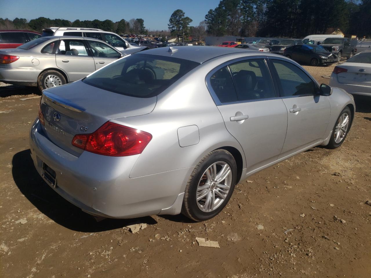 Photo 4 from auction – 2010 INFINITI G37 BASE with VIN JN1CV6AP6AM200018