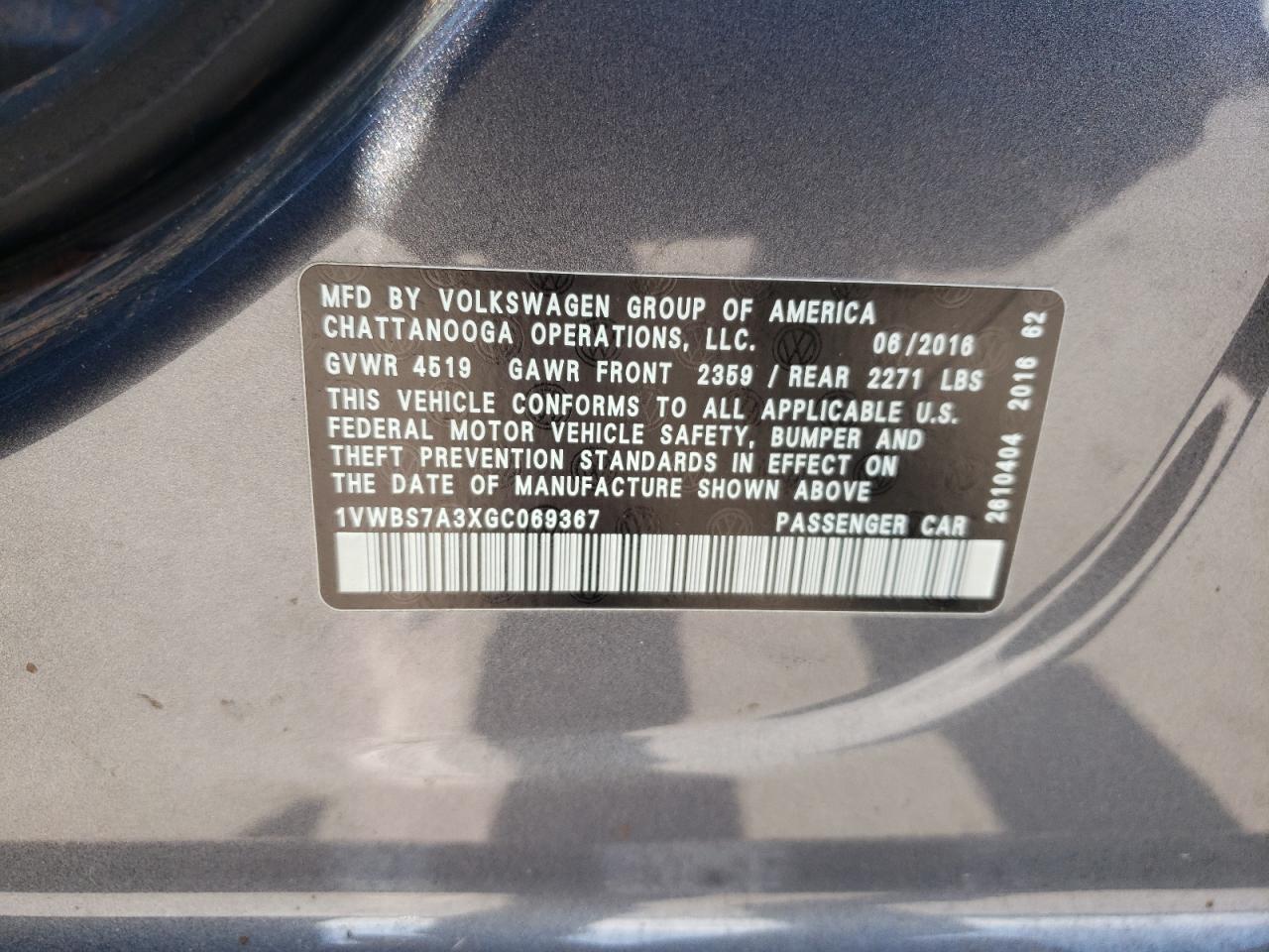 Photo 10 from auction – 2016 VOLKSWAGEN PASSAT SE with VIN 1VWBS7A3XGC069367