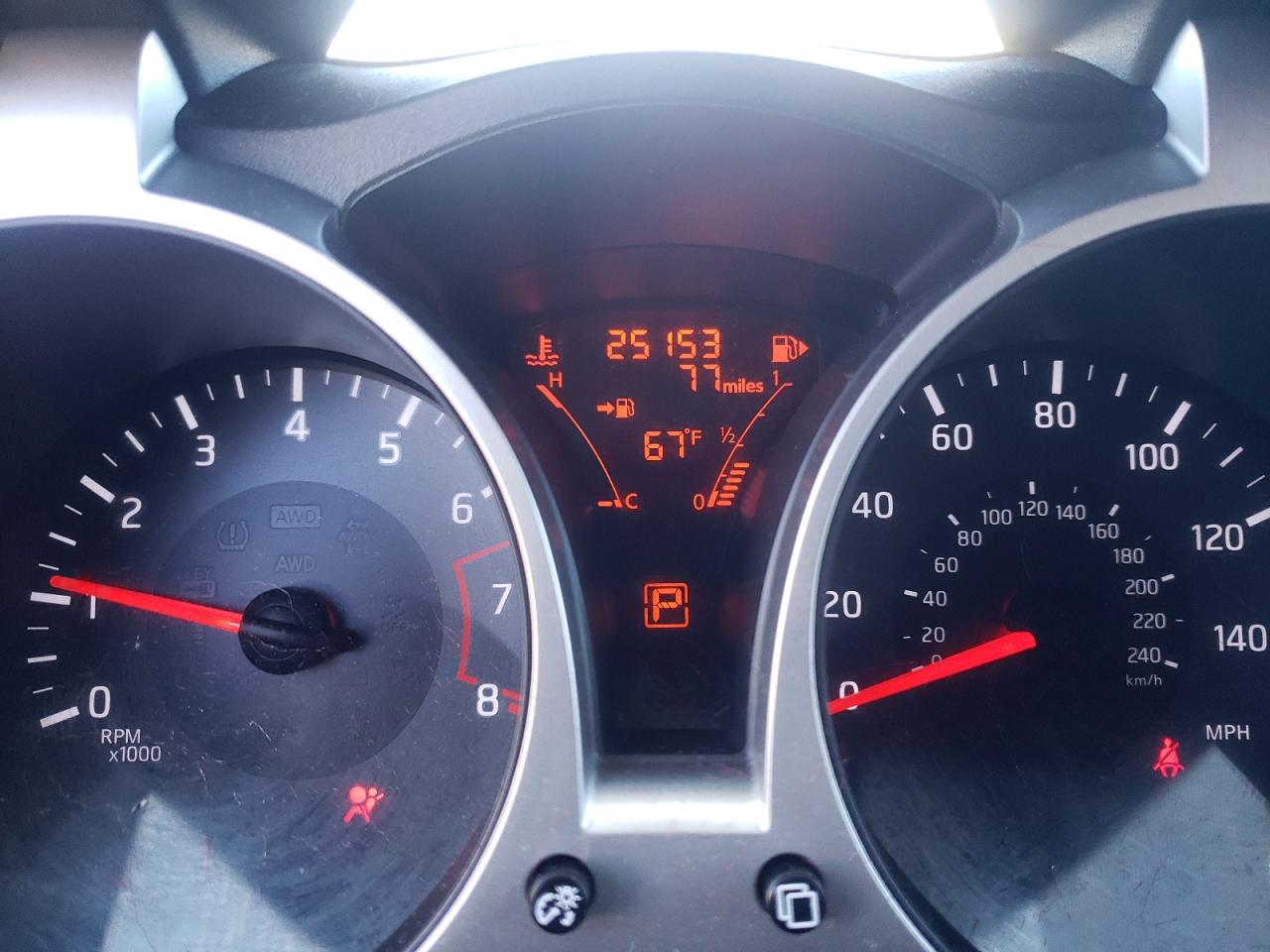 Zdjęcie 8 z aukcji – 2015 NISSAN JUKE S z VIN JN8AF5MV5FT565894