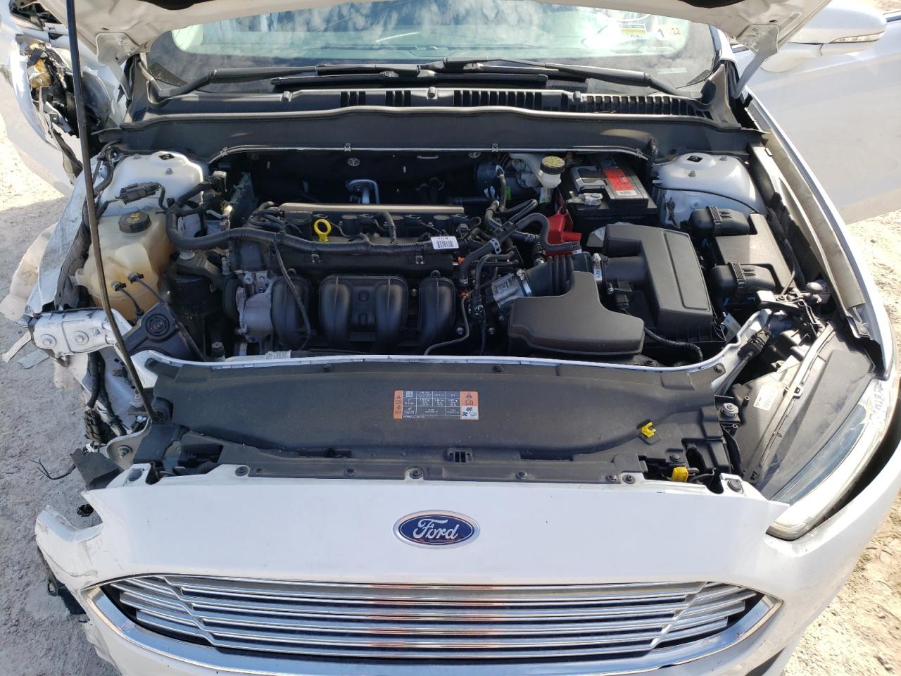 Photo 7 from auction – 2016 FORD FUSION SE with VIN 3FA6P0H77GR116495