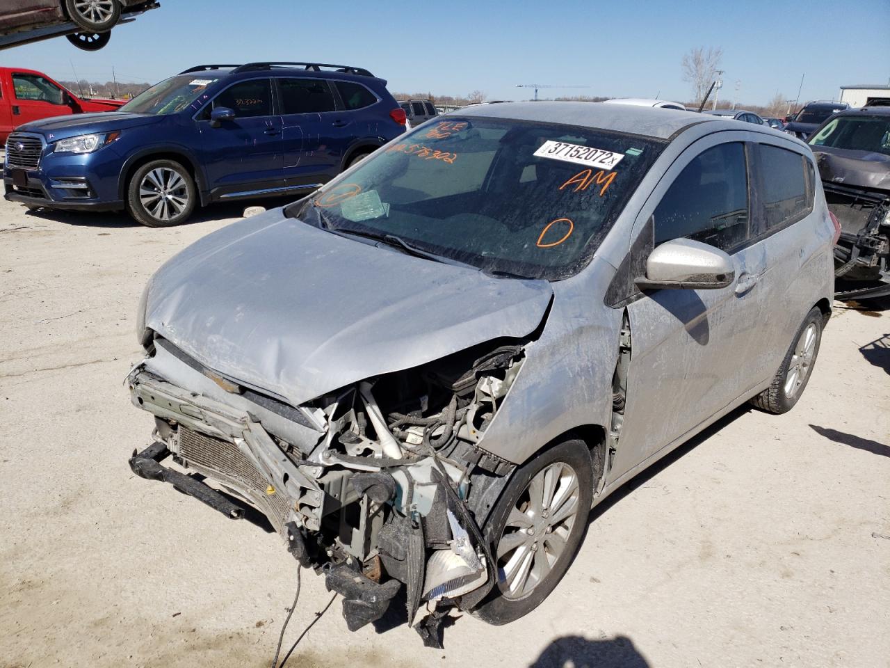Photo 2 from auction – 2016 CHEVROLET SPARK 1LT with VIN KL8CD6SA5GC578302